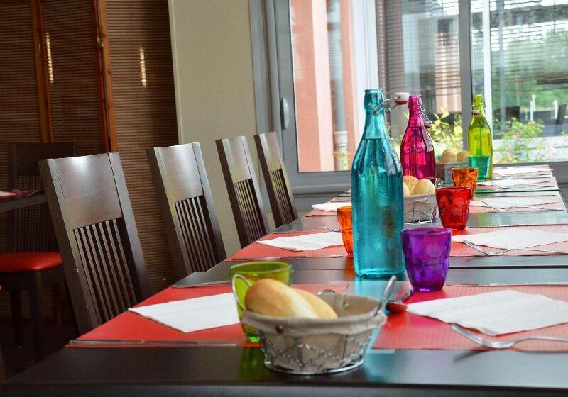 Отель Ibis Laon