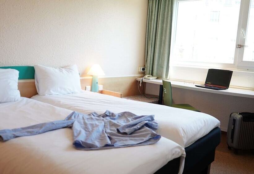 בית מלון כפרי Ibis Lille Tourcoing Centre