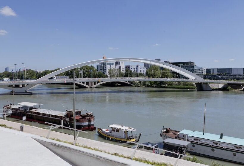 酒店 Ibis Lyon Gerland Musee des Confluences