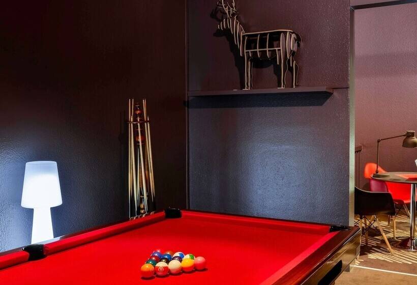 בית מלון כפרי Ibis Mâcon Sud Crêches