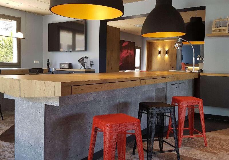 ホテル Ibis Melun