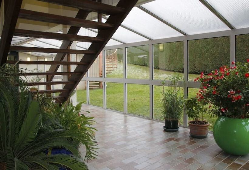 ホテル Ibis Montbeliard