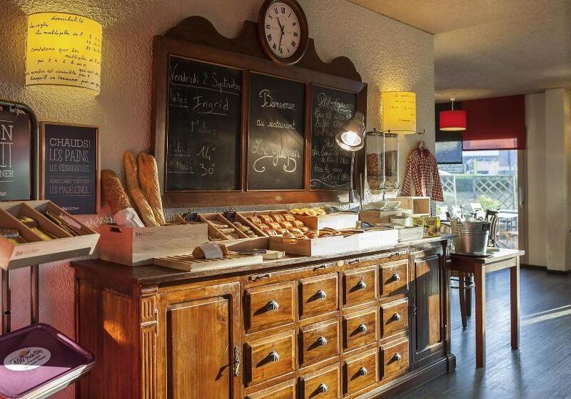 בית מלון כפרי Ibis Moulins