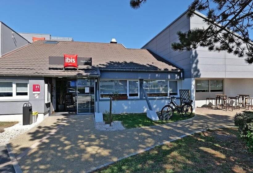 בית מלון כפרי Ibis Moulins