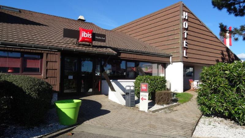 בית מלון כפרי Ibis Moulins