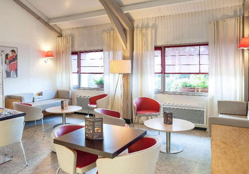 בית מלון כפרי Ibis Moulins