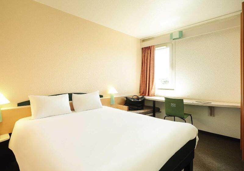 ホテル Ibis Narbonne