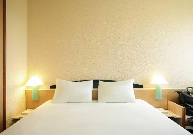 ホテル Ibis Narbonne