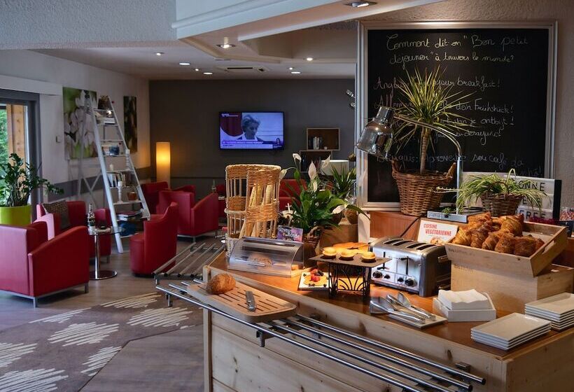 ホテル Ibis Nemours