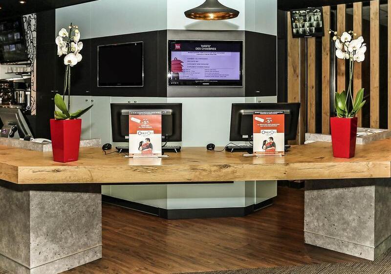 هتل Ibis Nîmes Ouest   A9