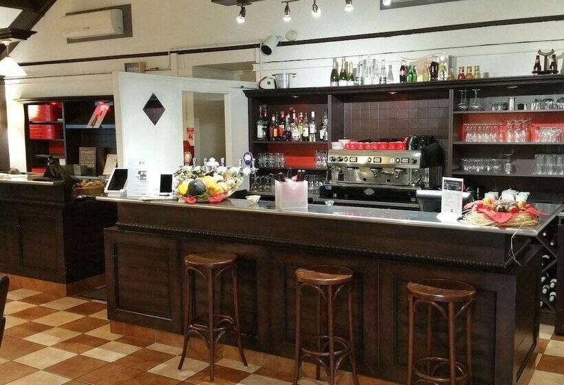 B&b Hotel Niort Sud Venise Verte