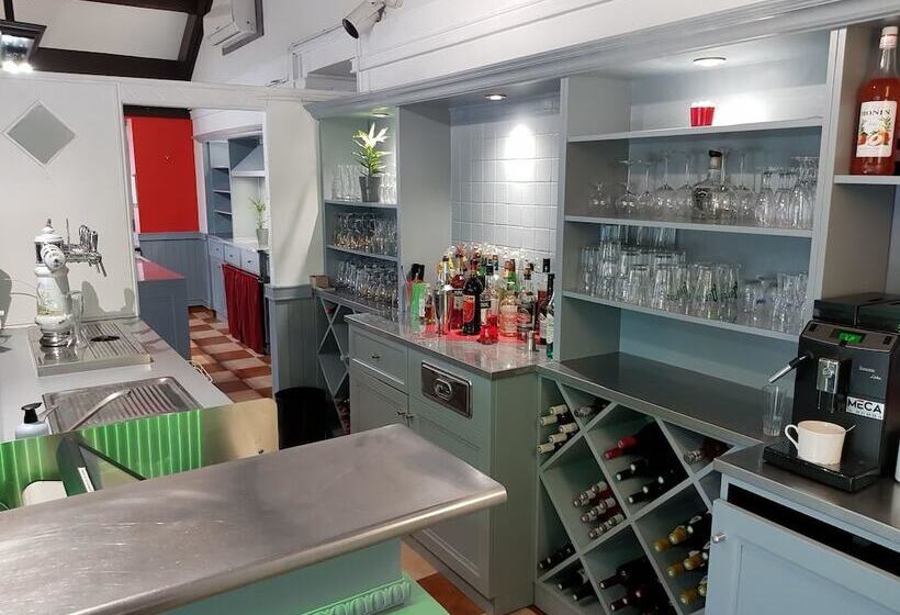 B&b Hotel Niort Sud Venise Verte