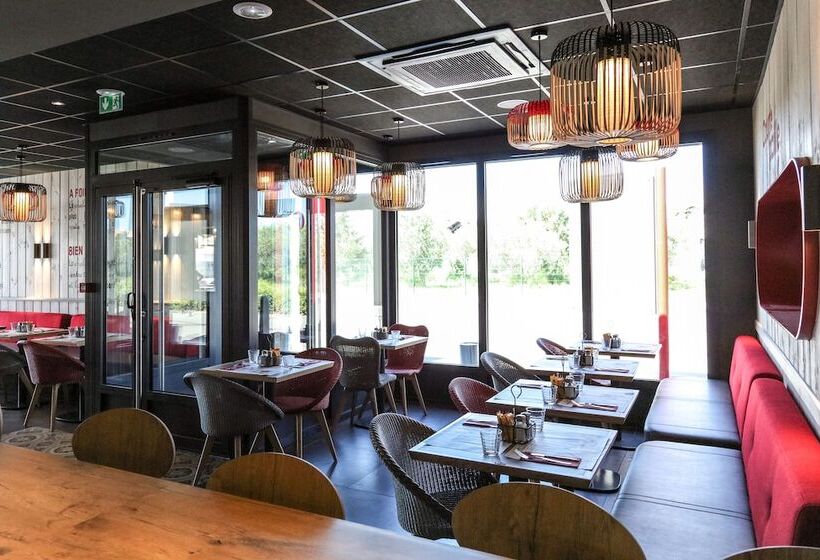 Отель Ibis Orange Centre