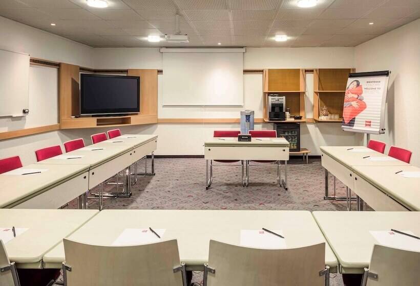 فندق Ibis Paris La Défense Esplanade