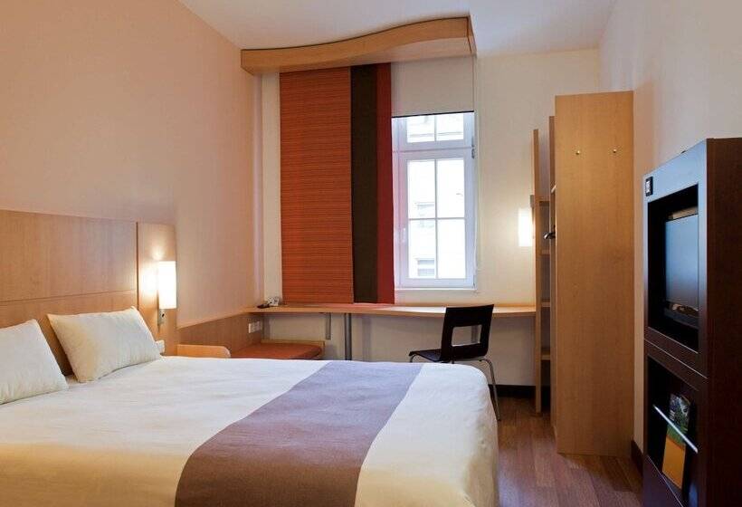 فندق Ibis Paris La Défense Esplanade