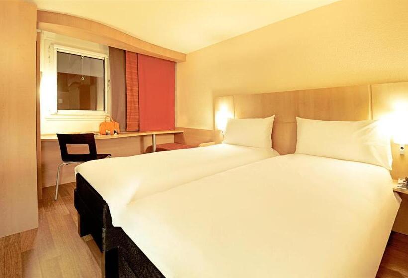 فندق Ibis Paris La Défense Esplanade