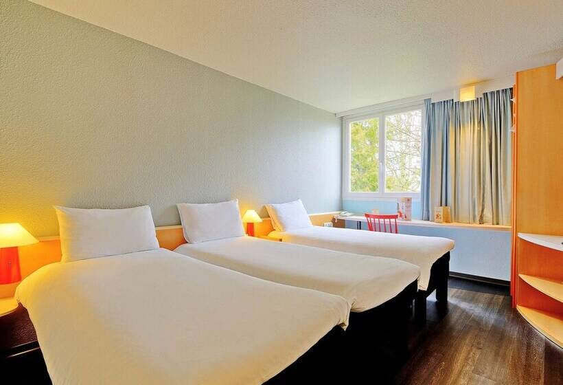 בית מלון כפרי Ibis Poitiers Beaulieu