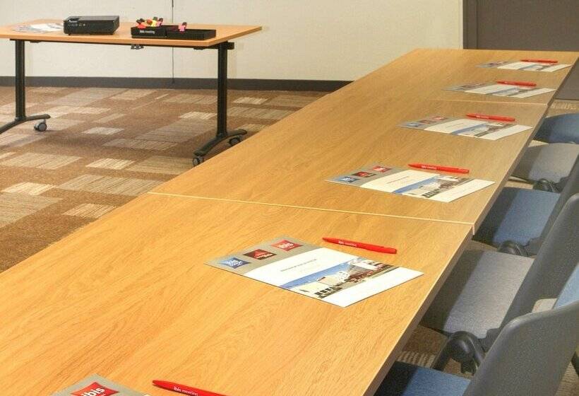 فندق Ibis Poitiers Sud