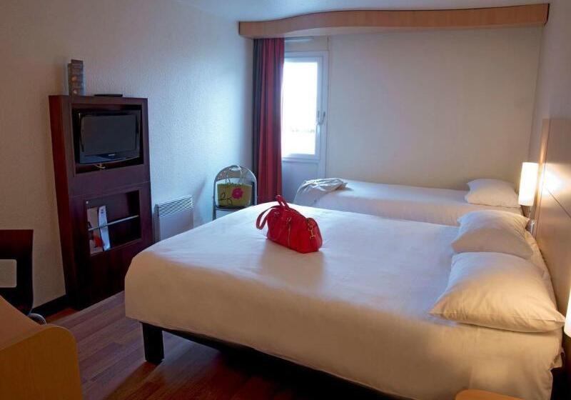 Отель Ibis Rennes Beaulieu