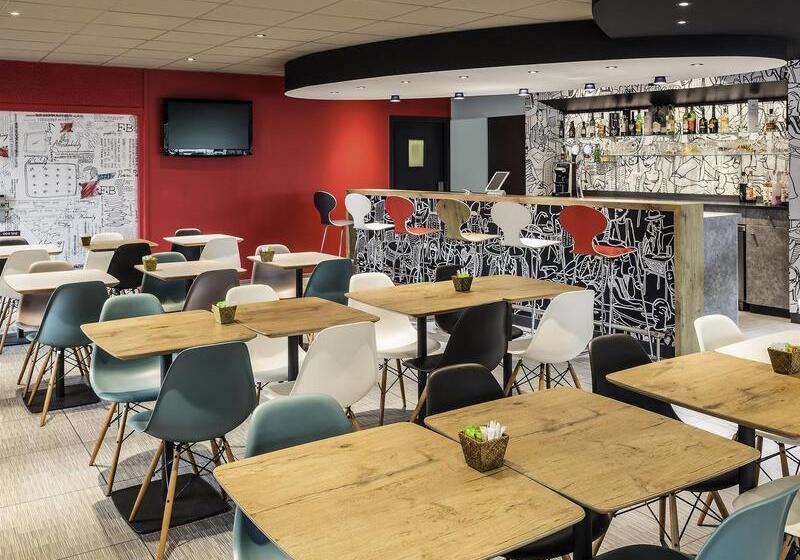 בית מלון כפרי Ibis Rennes Cesson