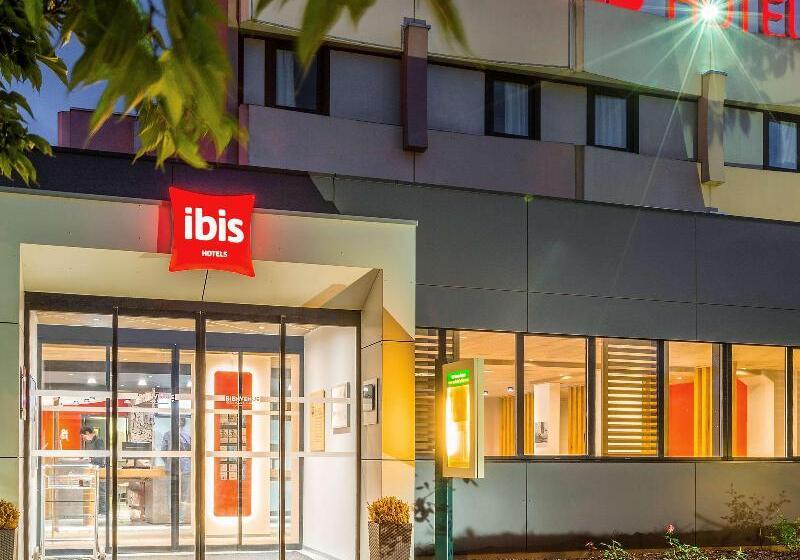 בית מלון כפרי Ibis Rennes Cesson