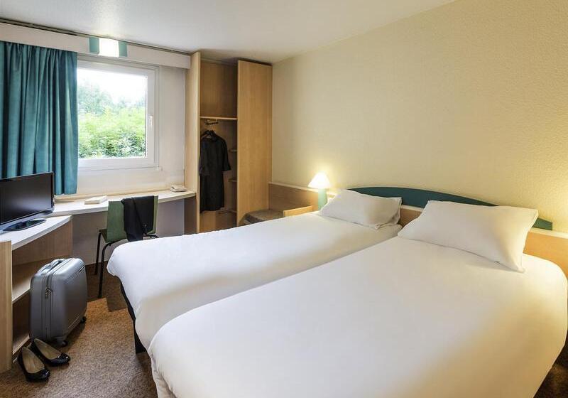 בית מלון כפרי Ibis Rennes Cesson