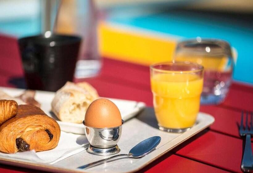 Ibis Roanne Le Coteau Hotel Restaurant