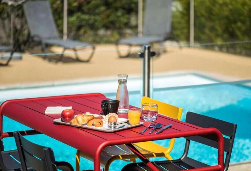 Ibis Roanne Le Coteau Hotel Restaurant