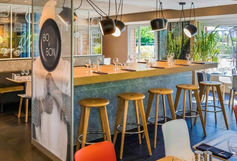 Ibis Roanne Le Coteau Hotel Restaurant