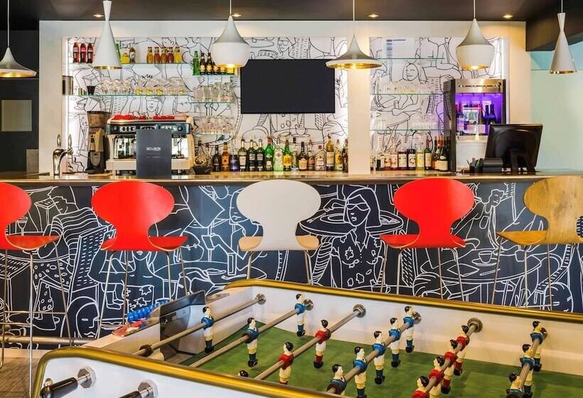 Ibis Roanne Le Coteau Hotel Restaurant