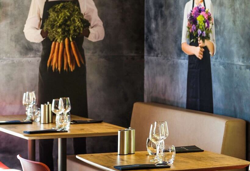 Ibis Roanne Le Coteau Hotel Restaurant