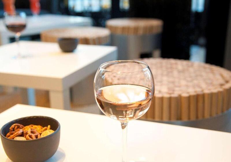 فندق Ibis Saint Etienne  La Terrasse