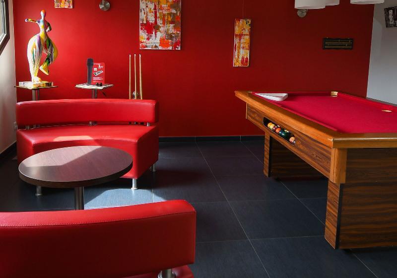 Отель Ibis Saintes