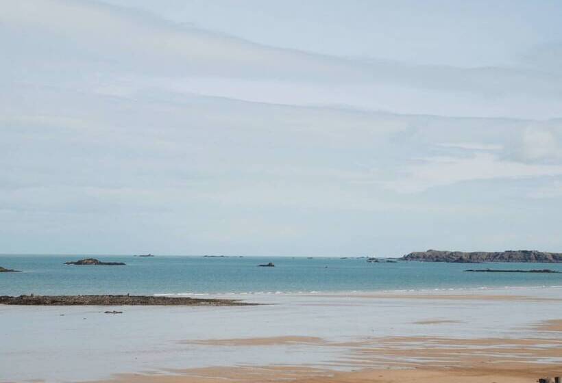 בית מלון כפרי Ibis Saint Malo Madeleine