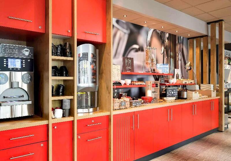 فندق Ibis Saintquentin Basilique