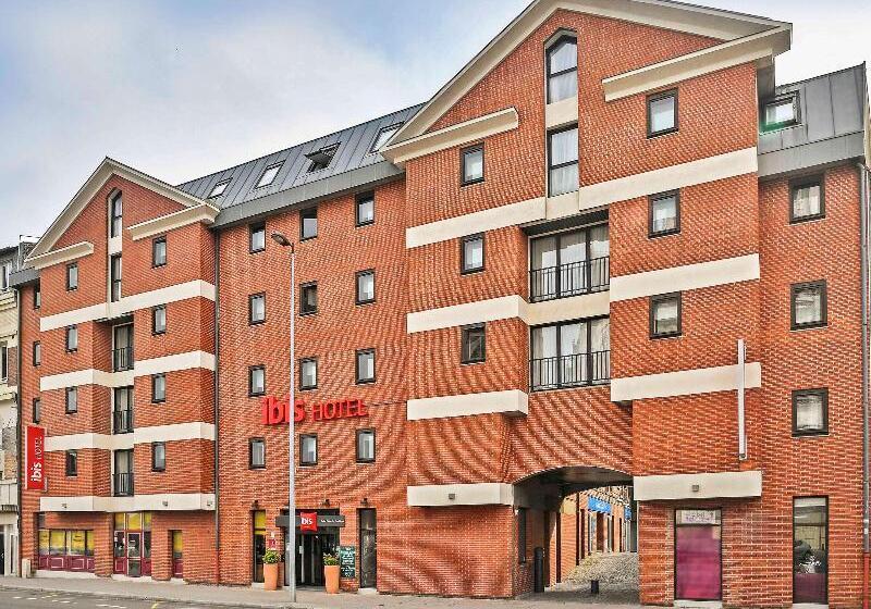 فندق Ibis Saintquentin Basilique