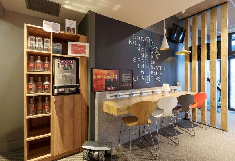 فندق Ibis Saintquentin Basilique