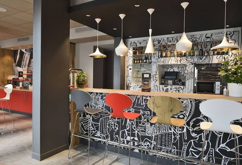 فندق Ibis Saintquentin Basilique