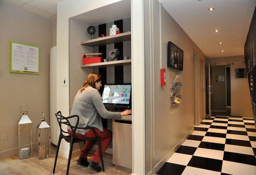 Отель Ibis Styles Rouen Nordbarentin