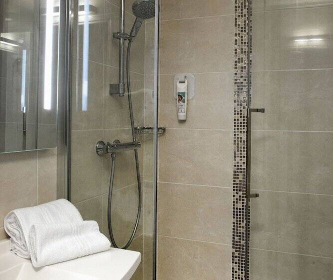 Отель Ibis Styles Rouen Nordbarentin