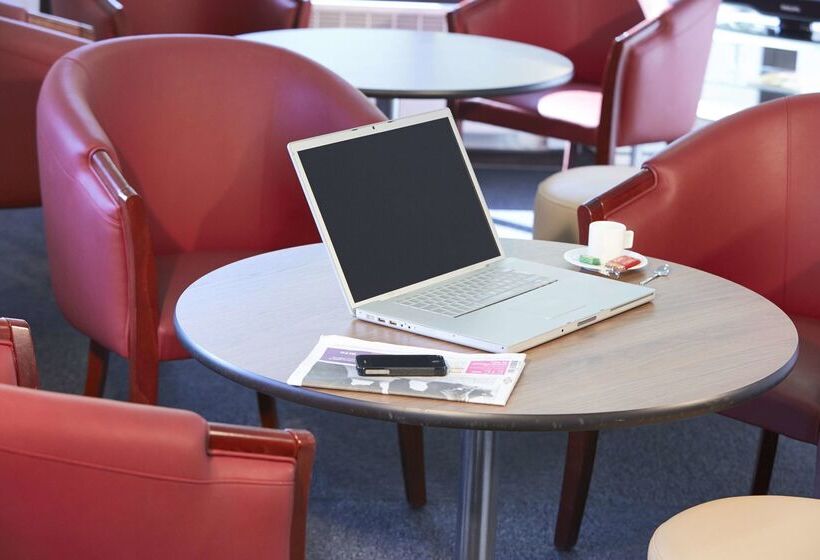 فندق Kyriad Blois Nord