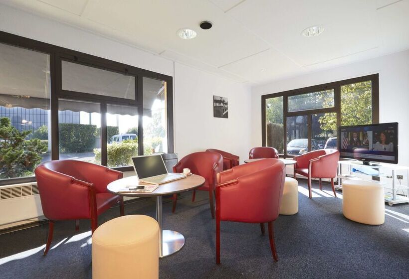 فندق Kyriad Blois Nord