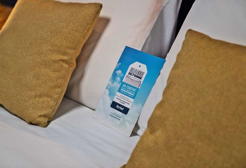 בית מלון כפרי Kyriad Carcassonne  Aeroport