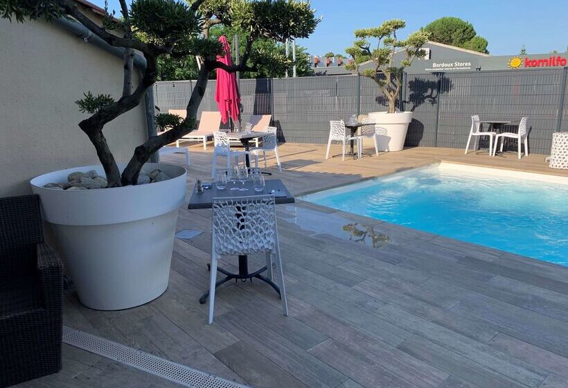 בית מלון כפרי Kyriad Carcassonne  Aeroport