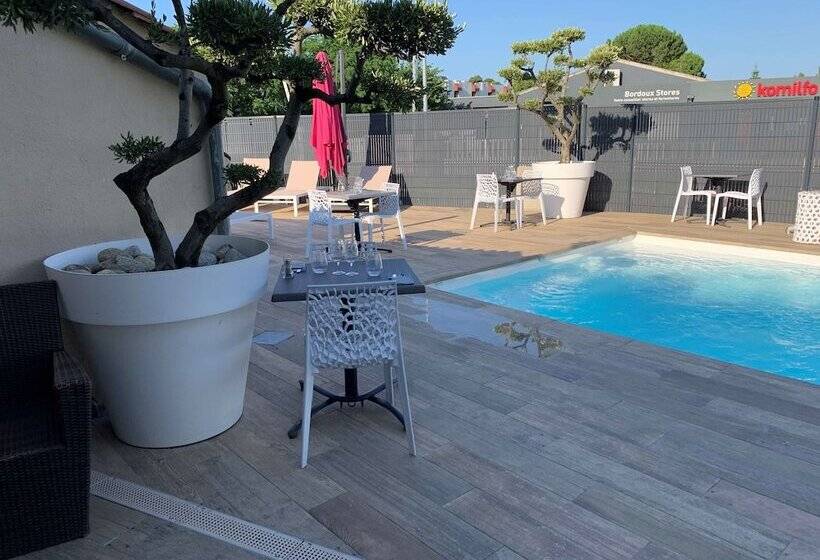 בית מלון כפרי Kyriad Carcassonne  Aeroport