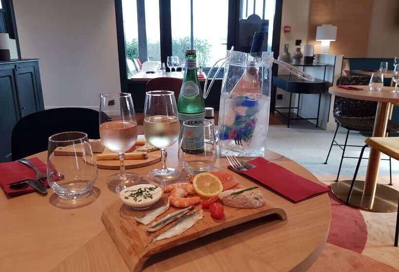 בית מלון כפרי Kyriad Carcassonne  Aeroport