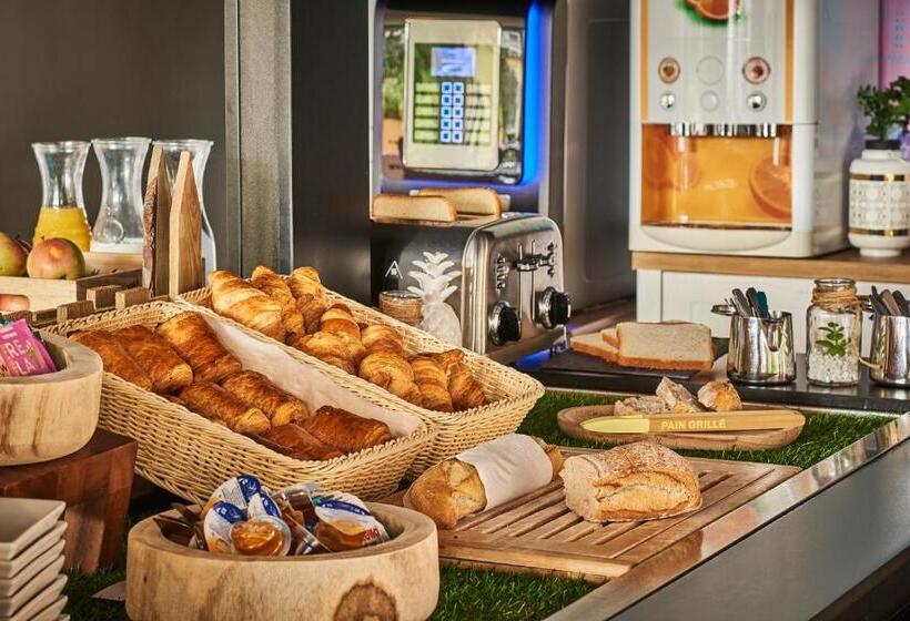 호텔 Kyriad Direct Epinal