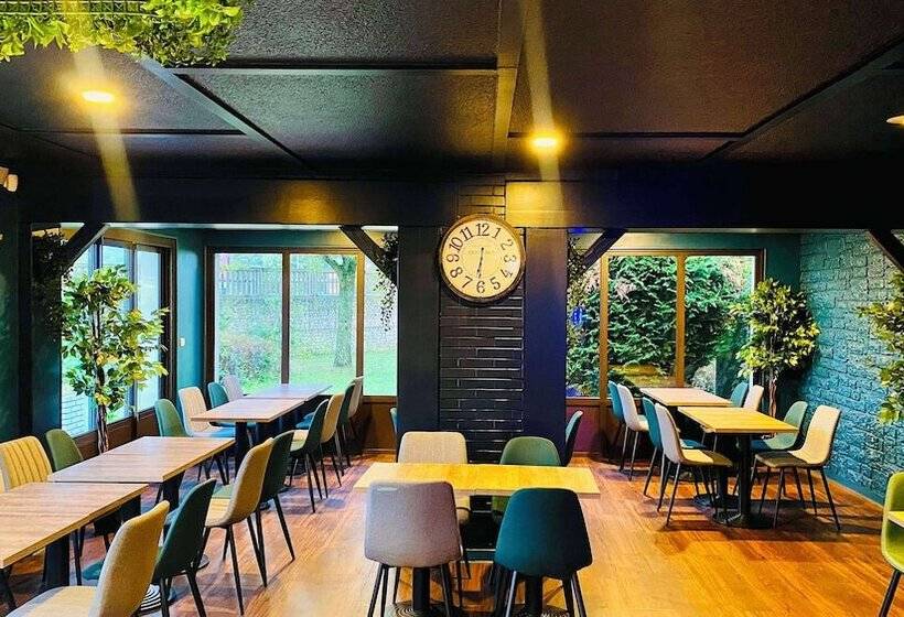 ホテル Kyriad Direct Laon