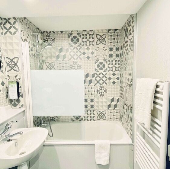 ホテル Kyriad Direct Laon