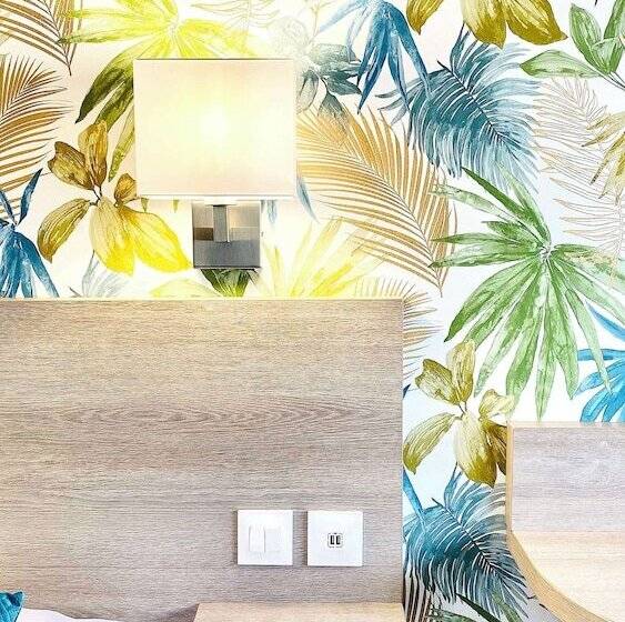 ホテル Kyriad Direct Laon